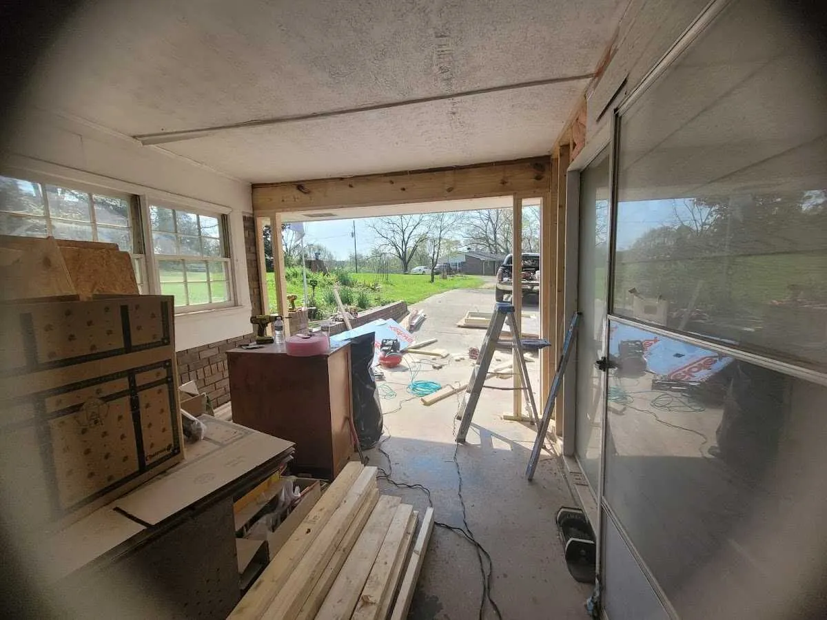 Air movers and dehumidifier for Drying & Dehumidification in Gaines